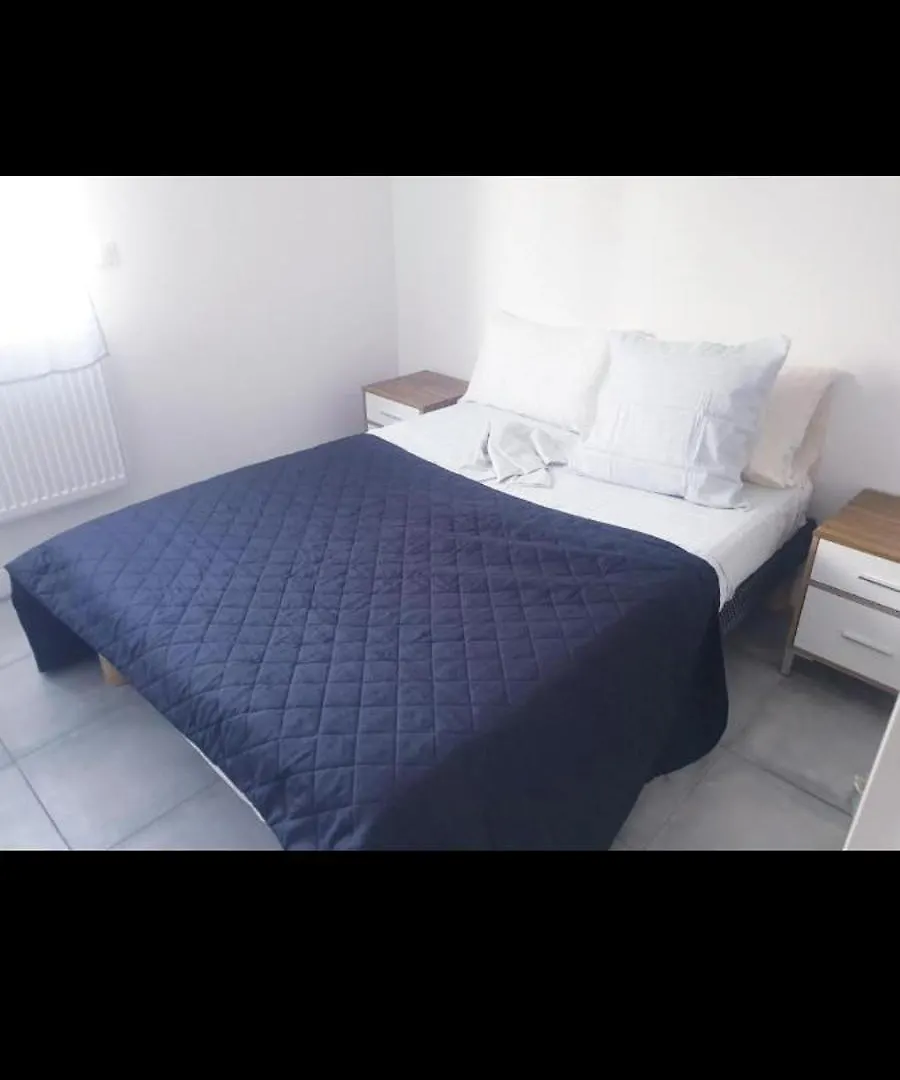 Apartment Grand Appartement, 2 Ou 3 Ou 4 Pieces, Tramway Sur Place, Proche Gare Sncf St Augustin 5 Min, Aeroport A 7 Min, Plage Ou Allianz Riviera 10 Min, Palais Nikaia 2 Min , Supermarche Sur Place, Parking Possible Si Disponible Ou Payant A 1000 Metre Nice