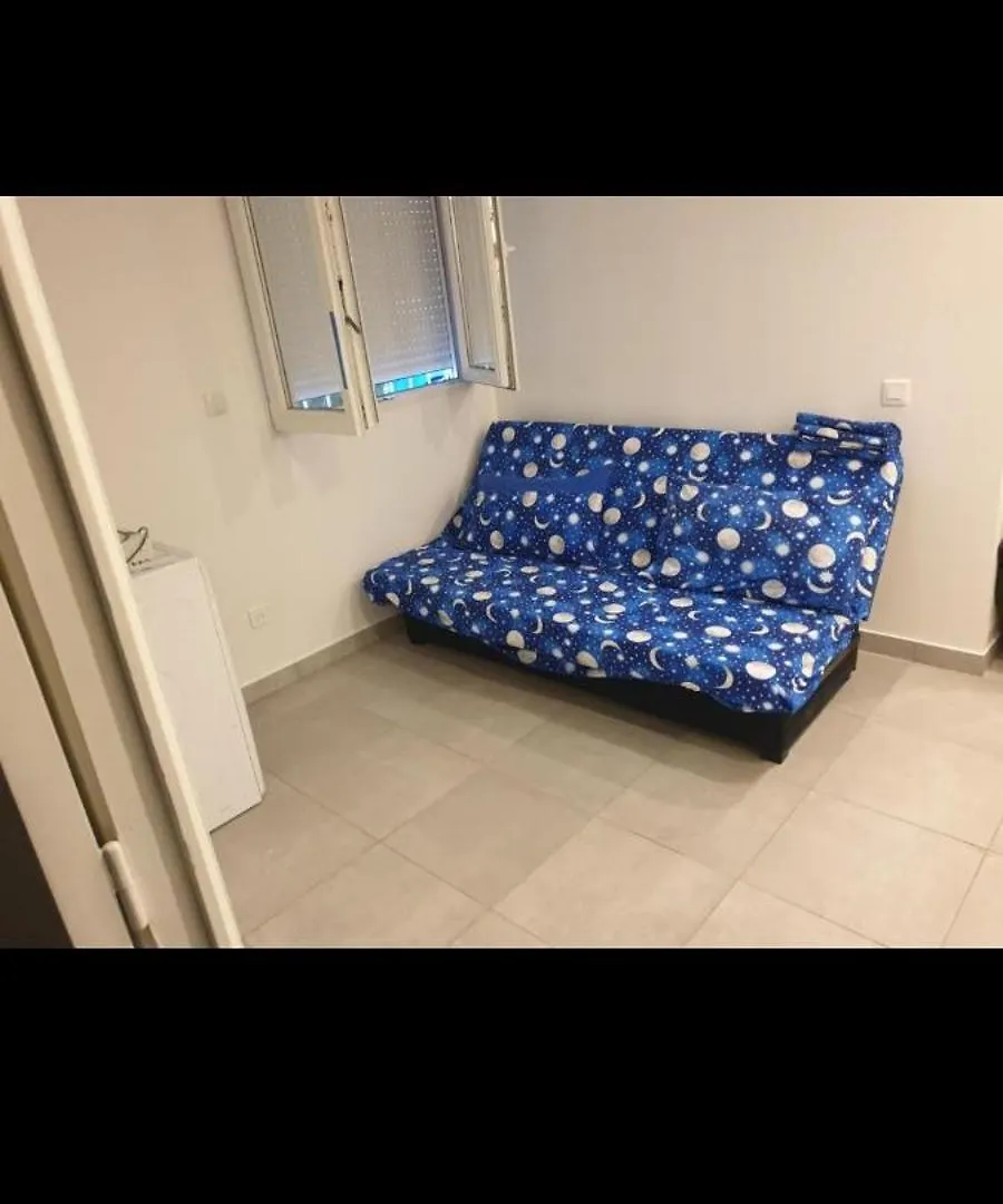 Grand Appartement, 2 Ou 3 Ou 4 Pieces, Tramway Sur Place, Proche Gare Sncf St Augustin 5 Min, Aeroport A 7 Min, Plage Ou Allianz Riviera 10 Min, Palais Nikaia 2 Min , Supermarche Sur Place, Parking Possible Si Disponible Ou Payant A 1000 Metre Nice France