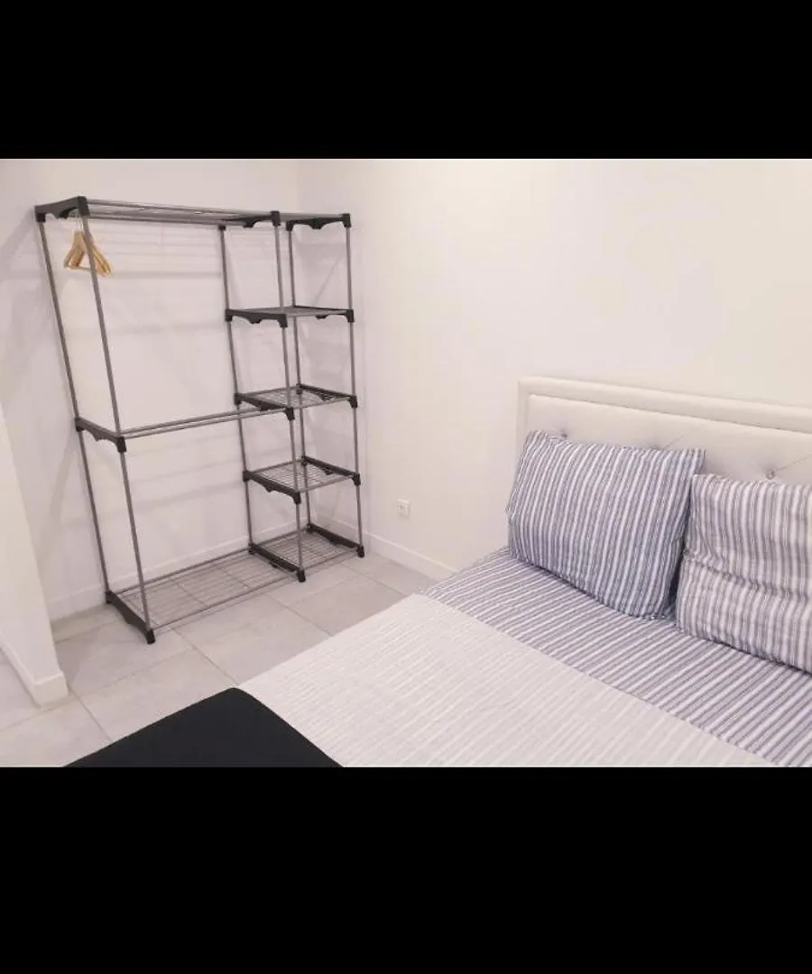 Grand Appartement, 2 Ou 3 Ou 4 Pieces, Tramway Sur Place, Proche Gare Sncf St Augustin 5 Min, Aeroport A 7 Min, Plage Ou Allianz Riviera 10 Min, Palais Nikaia 2 Min , Supermarche Sur Place, Parking Possible Si Disponible Ou Payant A 1000 Metre Nice